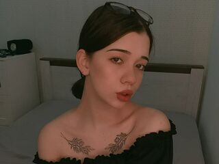 camgirl playing with sex toy OdellaChasey